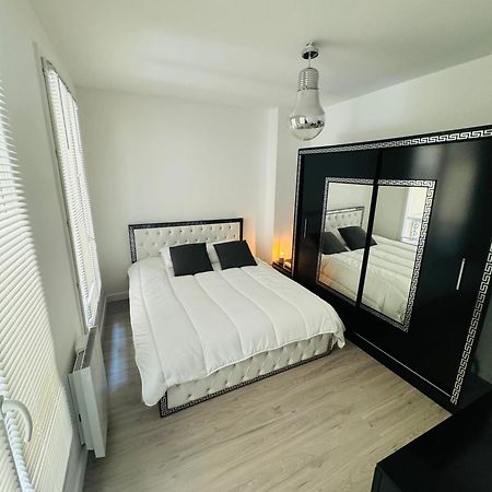 Charmante Appartement F2 Au Coeur De Paris 1Er Екстериор снимка