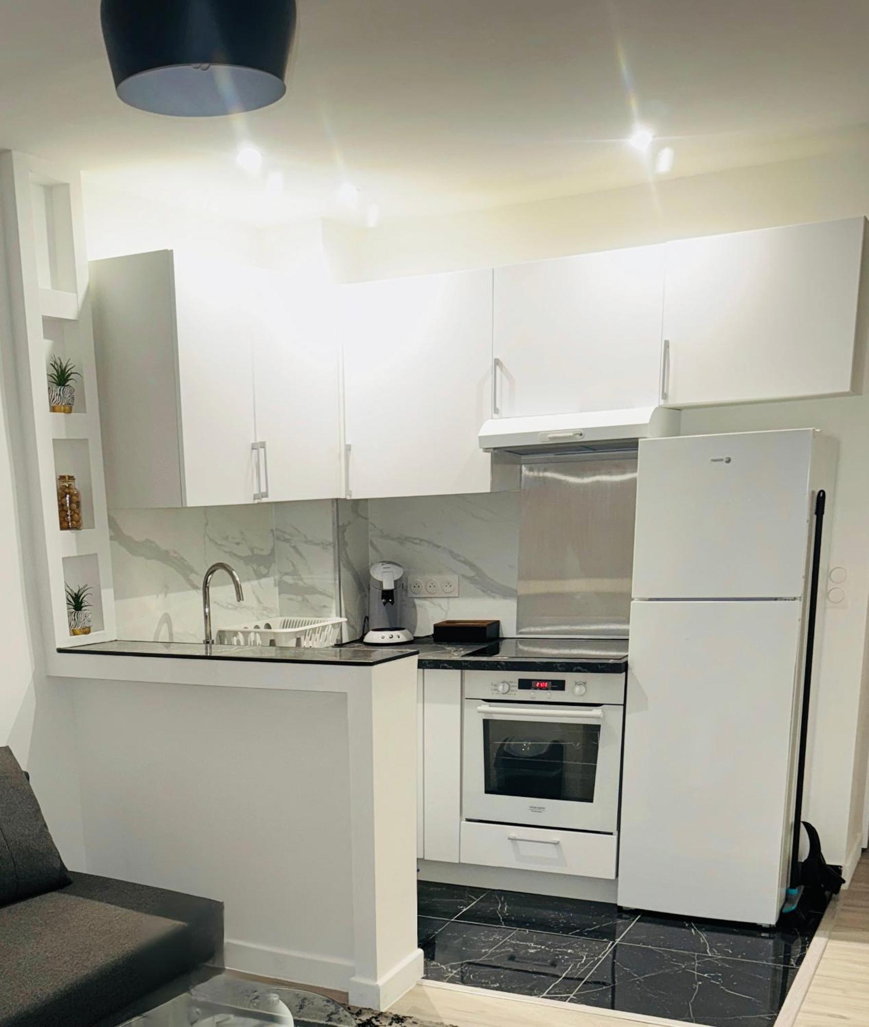 Charmante Appartement F2 Au Coeur De Paris 1Er Екстериор снимка