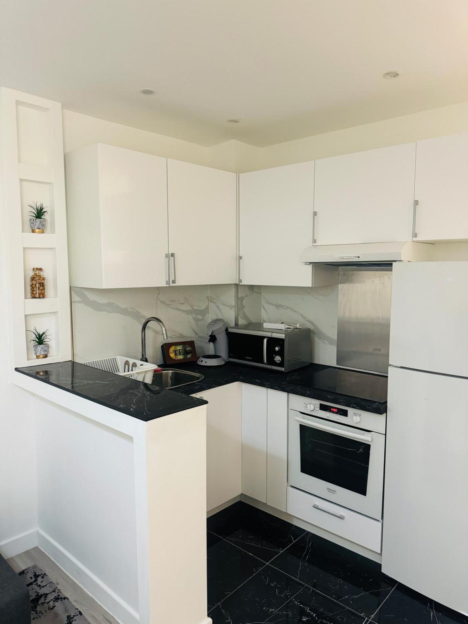 Charmante Appartement F2 Au Coeur De Paris 1Er Екстериор снимка